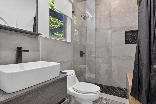 13964 Morrison Street, Sherman Oaks, CA 91423