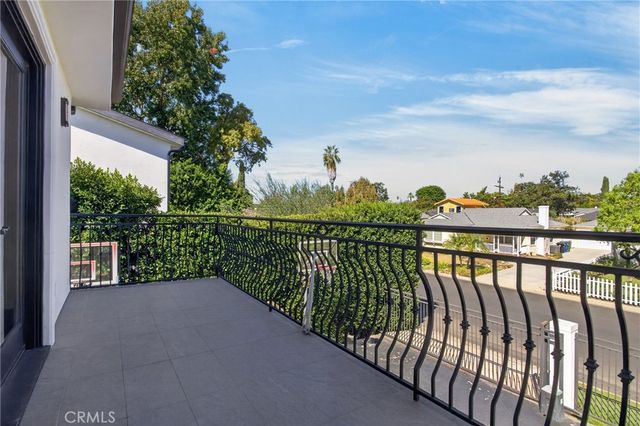 13964 Morrison Street, Sherman Oaks, CA 91423