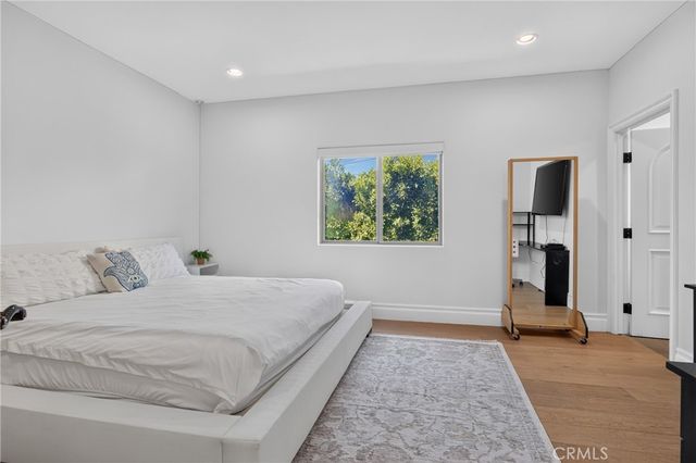 13964 Morrison Street, Sherman Oaks, CA 91423