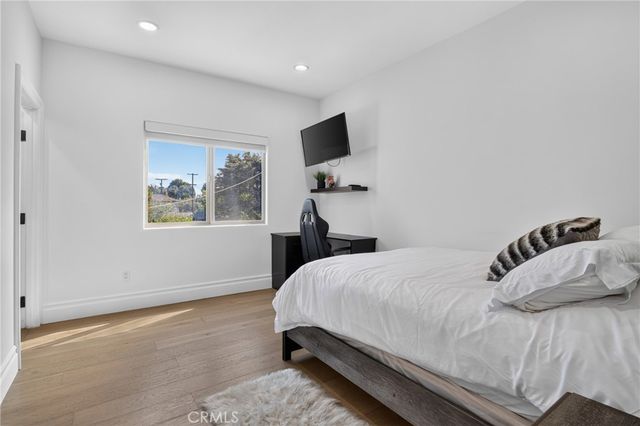13964 Morrison Street, Sherman Oaks, CA 91423