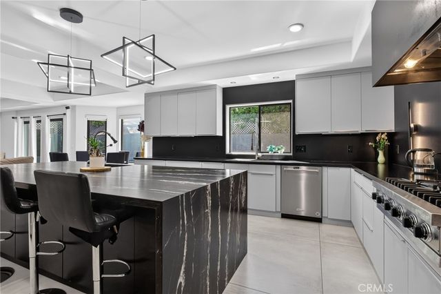 13964 Morrison Street, Sherman Oaks, CA 91423