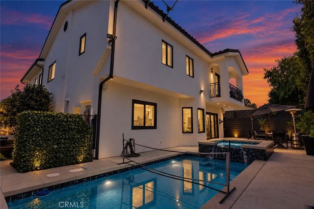 13964 Morrison Street, Sherman Oaks, CA 91423