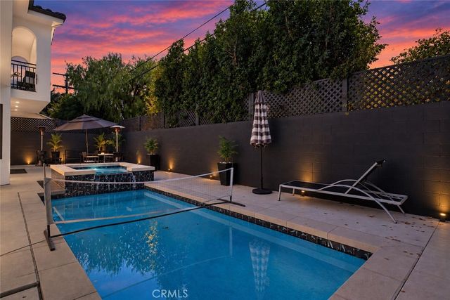 13964 Morrison Street, Sherman Oaks, CA 91423