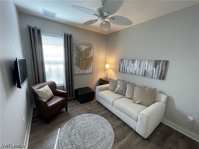 8328 Lucello TER N, Naples, FL 34114