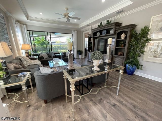 8328 Lucello TER N, Naples, FL 34114