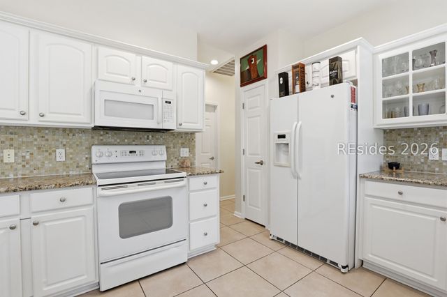 11 Sweetwater Ct, Bluffton, SC 29909