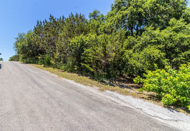 2718 N Mountain View Road, Granbury, TX 76048