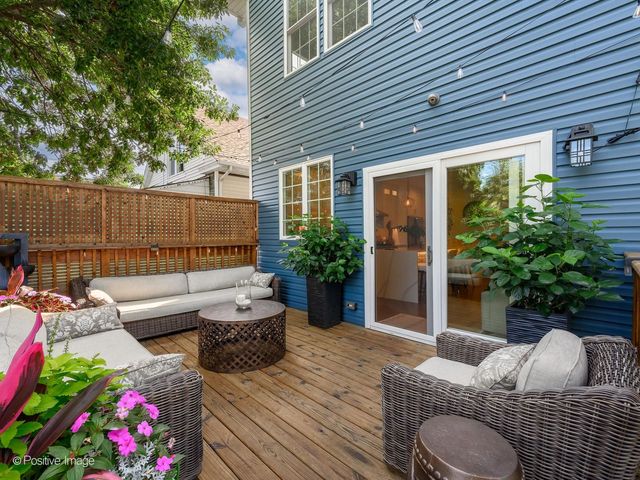 5948 W Grace Street, Chicago, IL 60634