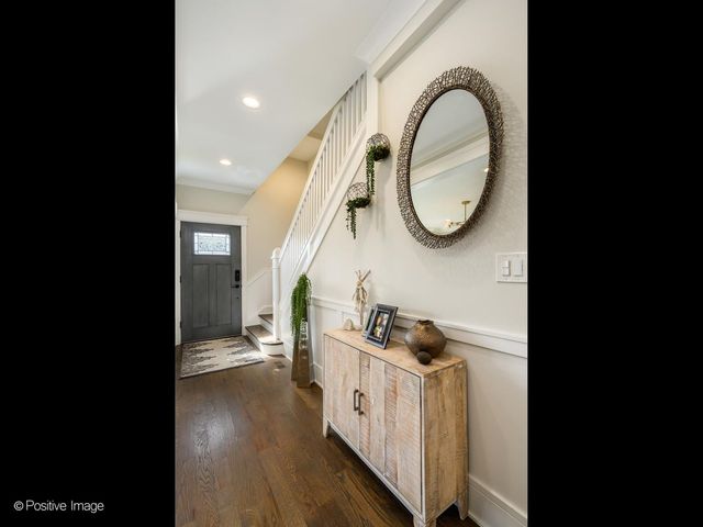 5948 W Grace Street, Chicago, IL 60634