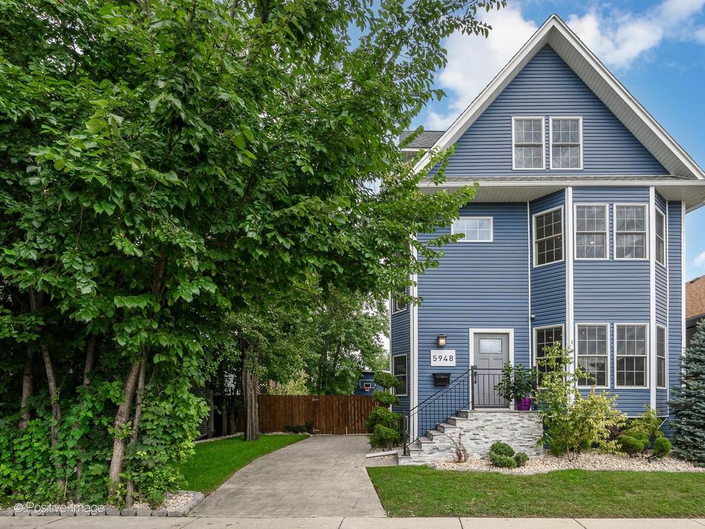 5948 W Grace Street, Chicago, IL 60634