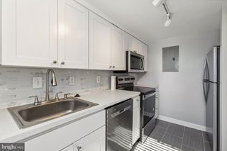 1112 SAVANNAH ST SE #31, Washington, DC 20032