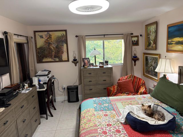 800 SW 142nd 401n, Pembroke Pines, FL 33027