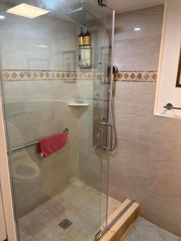 800 SW 142nd 401n, Pembroke Pines, FL 33027