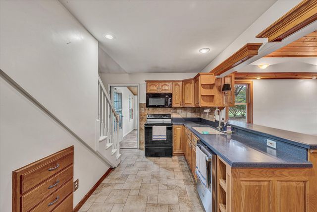 2932 Dickerson Mill RD, Bedford, VA 24523
