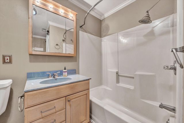 2932 Dickerson Mill RD, Bedford, VA 24523