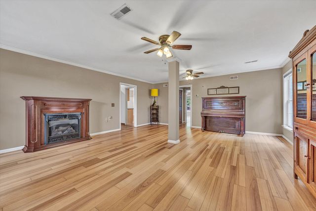 2932 Dickerson Mill RD, Bedford, VA 24523