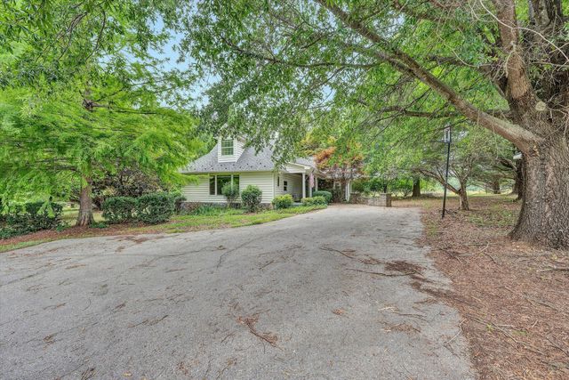 2932 Dickerson Mill RD, Bedford, VA 24523