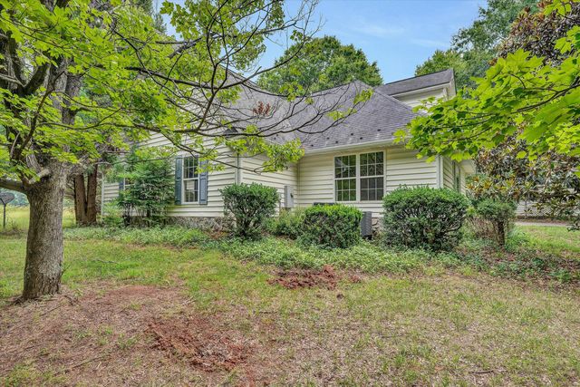 2932 Dickerson Mill RD, Bedford, VA 24523