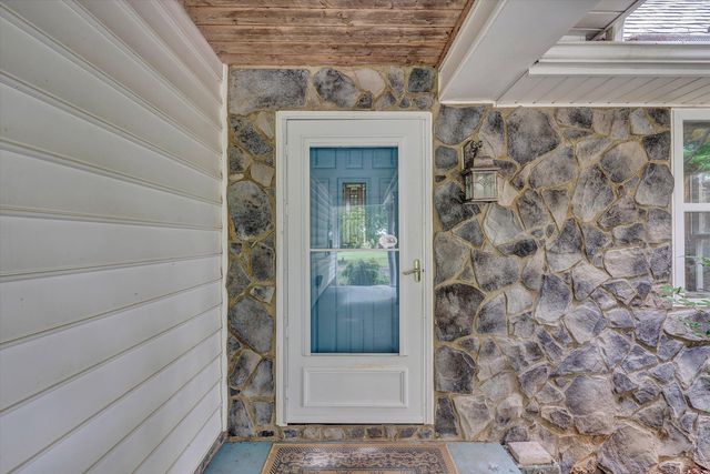 2932 Dickerson Mill RD, Bedford, VA 24523