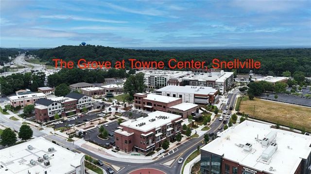 3041 Cadbury Trail, Snellville, GA 30039