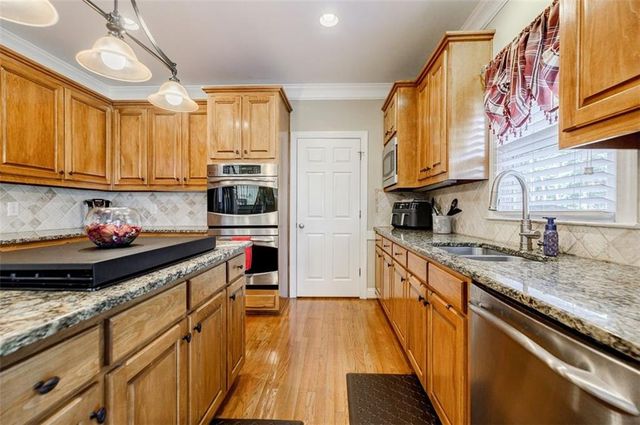 3041 Cadbury Trail, Snellville, GA 30039