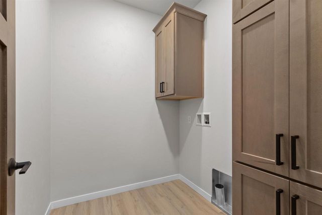 N9220 HOMESTEAD LANE, Appleton, WI 54915