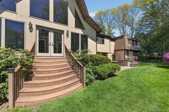 4 Innsbruck Boulevard, Hopewell Junction, NY 12533