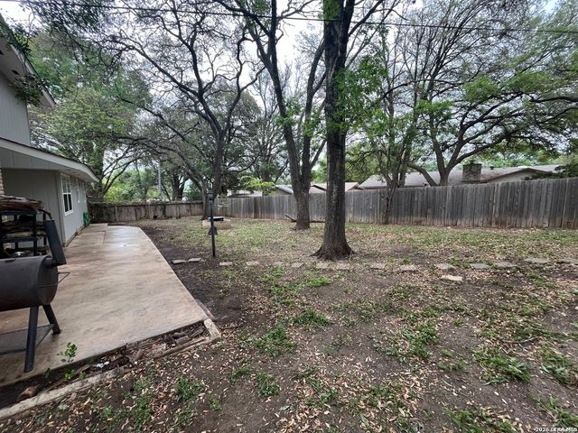 3650 Mapleton St, San Antonio, TX 78230