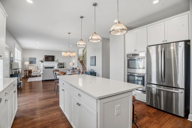 3915 Founders Path, Chaska, MN 55318