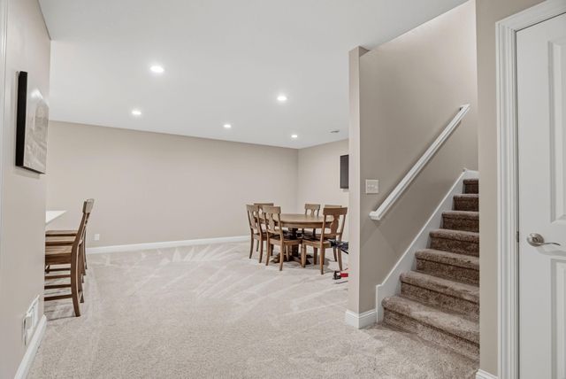 3915 Founders Path, Chaska, MN 55318