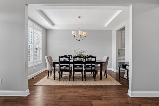 3915 Founders Path, Chaska, MN 55318