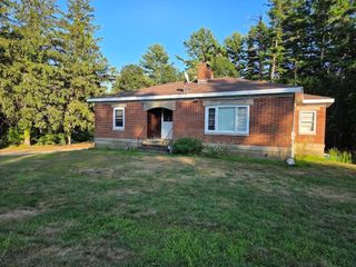 195 E Main St, Norton, MA 02766