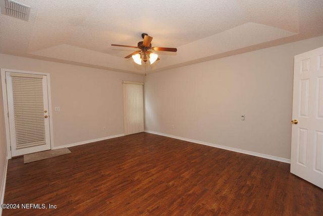 3141 PADDLE BOAT Lane, Jacksonville, FL 32223