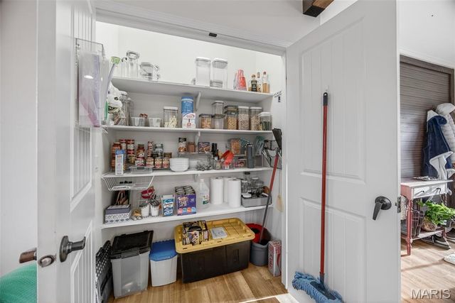 23921 NEVADA Drive, Lebanon, MO 65536