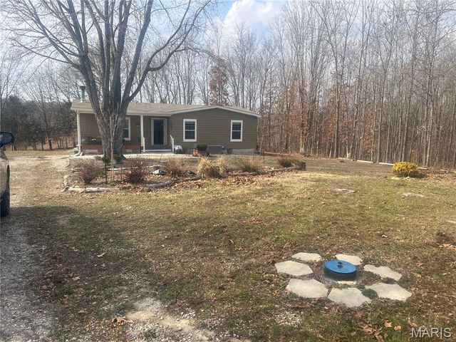 23921 NEVADA Drive, Lebanon, MO 65536