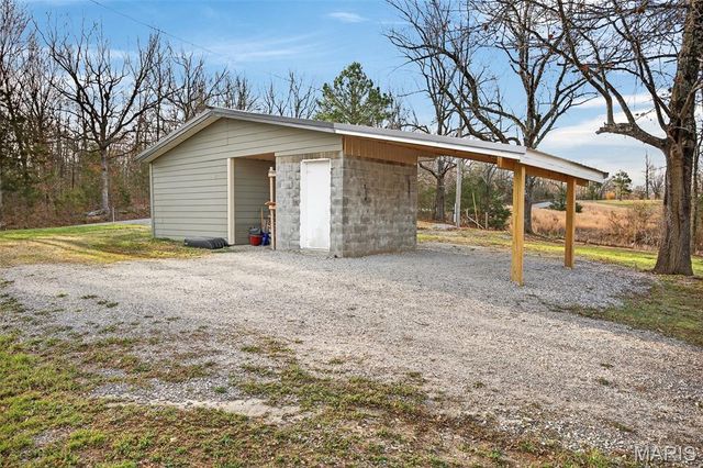 23921 NEVADA Drive, Lebanon, MO 65536