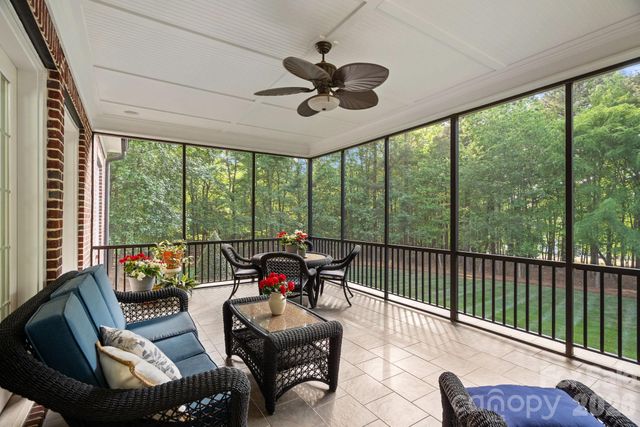 121 Willow Bend Court, Mooresville, NC 28117