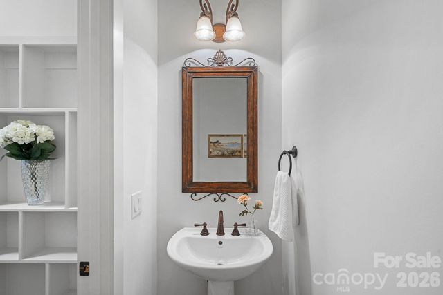 121 Willow Bend Court, Mooresville, NC 28117