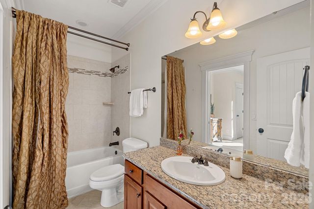 121 Willow Bend Court, Mooresville, NC 28117