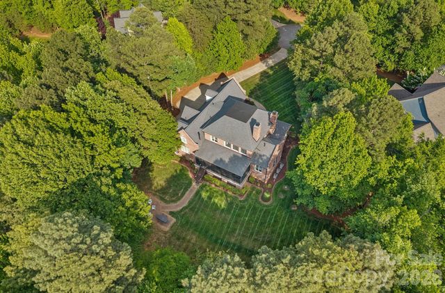 121 Willow Bend Court, Mooresville, NC 28117