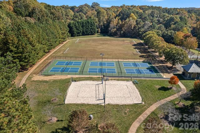121 Willow Bend Court, Mooresville, NC 28117