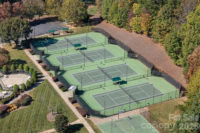 121 Willow Bend Court, Mooresville, NC 28117