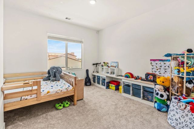 36366 Calle Benavente, Winchester, CA 92596