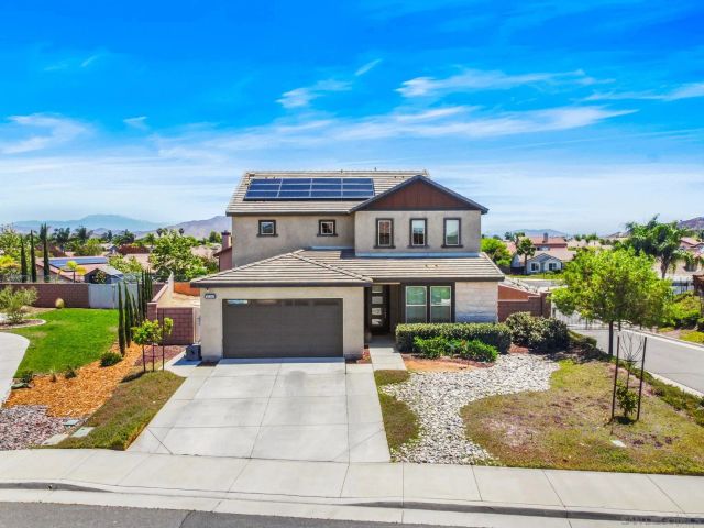 36366 Calle Benavente, Winchester, CA 92596