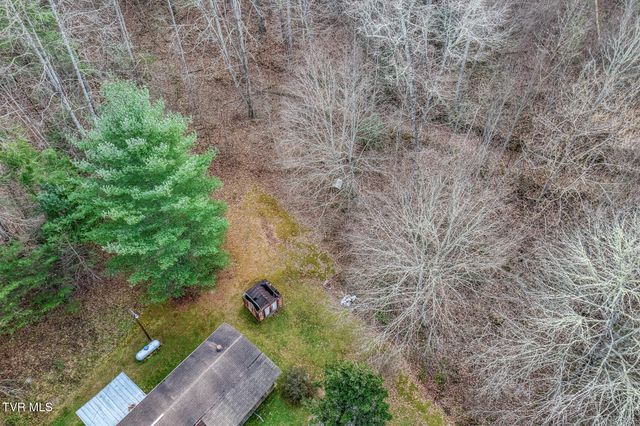 902 R D Campbell Road, Butler, TN 37640