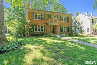 1949 Bates Avenue, Springfield, IL 62704