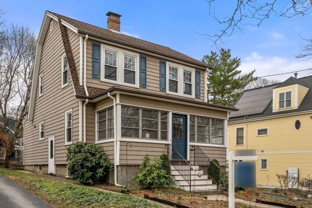10 Dow Ave, Arlington, MA 02476