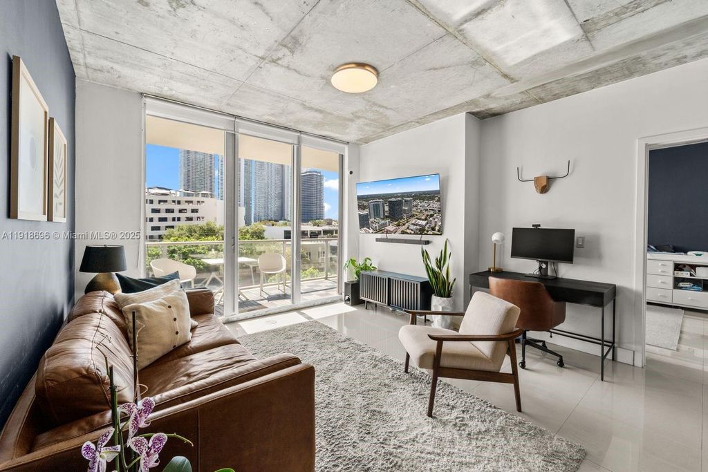 3470 E Coast Ave H0402, Miami, FL 33137