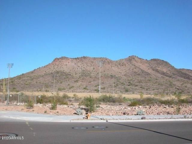 5118 W Molly Lane, Phoenix, AZ 85083