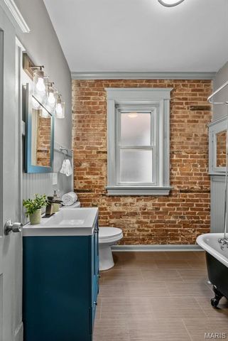 5918 Southwest Avenue, St Louis, MO 63139